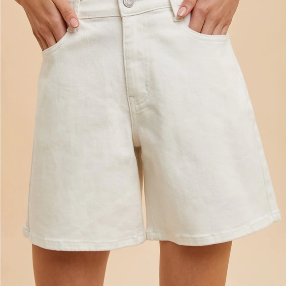 Stylish Cream Jean Shorts - Picture 1 of 6